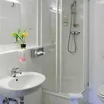 Отель Waldhotel