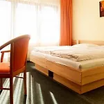 Waldhotel 4* Вандлиц