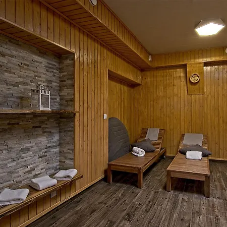 Waldhotel Hotel 4*