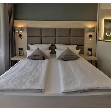 Waldhotel 4*
