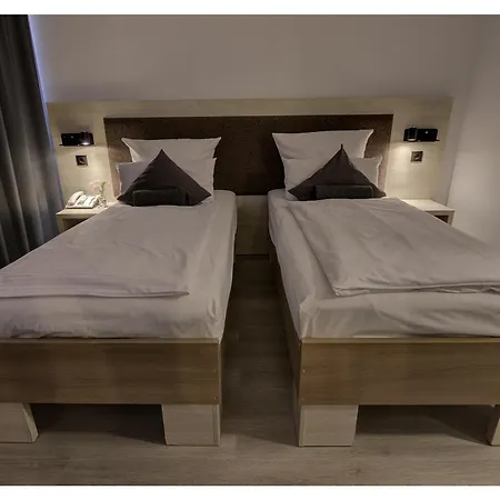 فندق Waldhotel فاندليتس