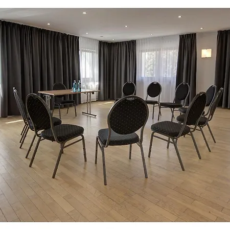 Waldhotel فندق فاندليتس
