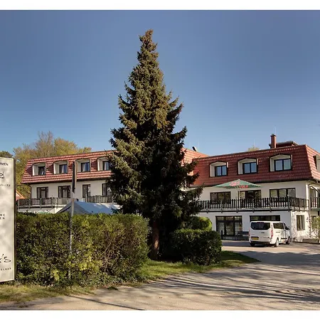 فندق Waldhotel فاندليتس