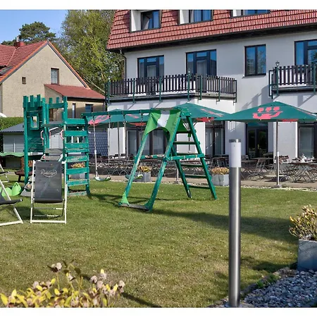 Waldhotel 4*