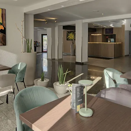 Waldhotel