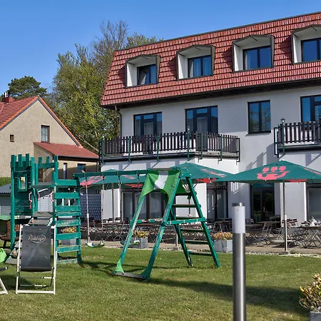 Waldhotel 4*