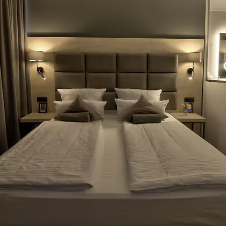 Waldhotel Hotel 4*