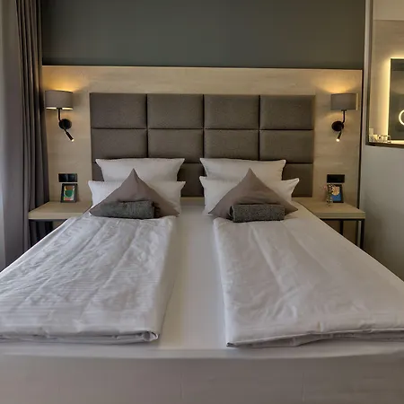Hotel Waldhotel 4*